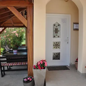 Mirakul Apartmán